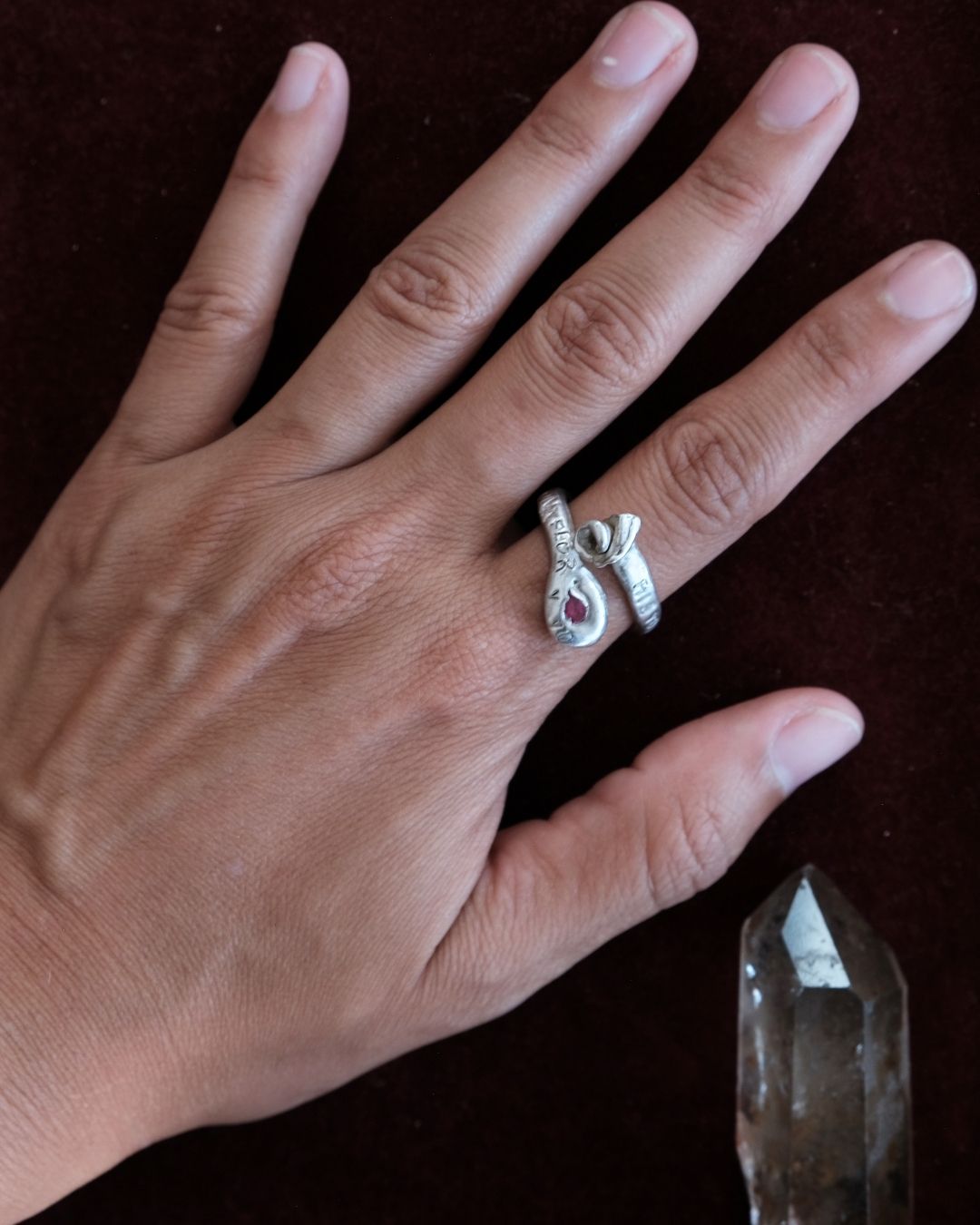 A Love Story Ring in Silver – Pink Cubic